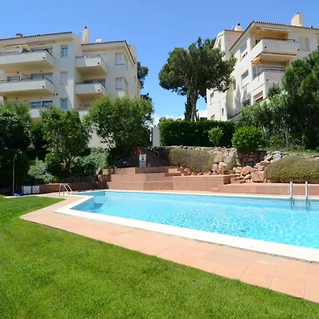 Apartment Puig Padro 6 1-4 *